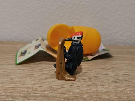 Kinder hračka natoons,