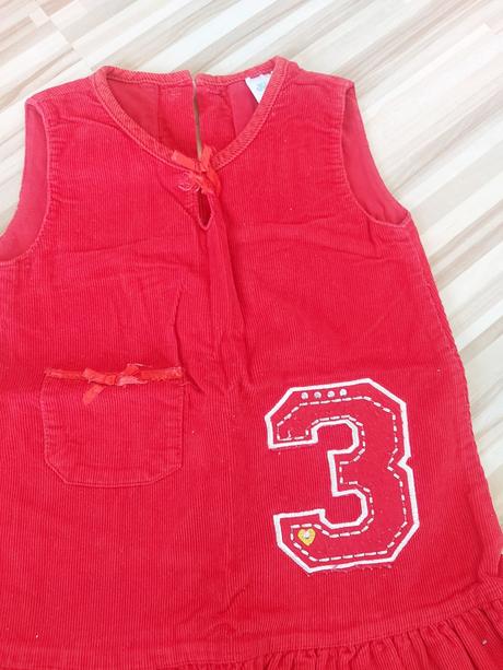 Menčestrove šaty, 98