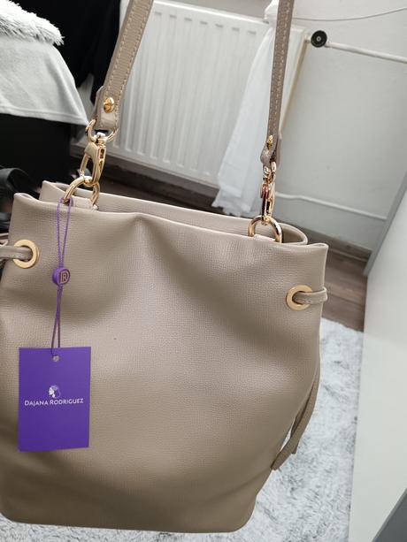 Kabelka dajana rodriguez, dajana rodriguez