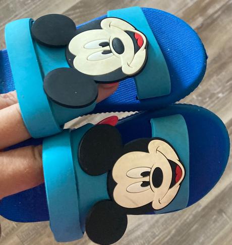Sandálky/šľapky mickey, disney,25