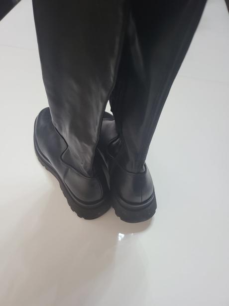 Stradivarius elasticke čižmy, stradivarius,39