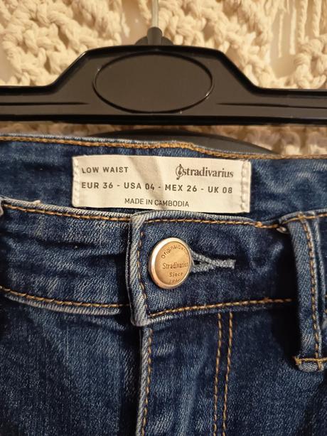Džínsy stradivarius, stradivarius,s