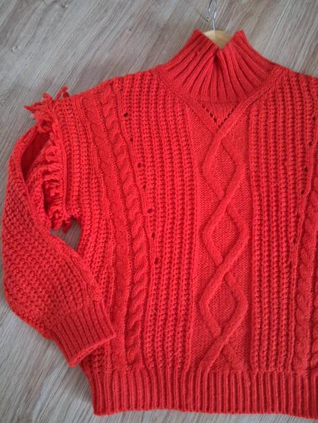 Oranžovo-červený sveter, mango,s