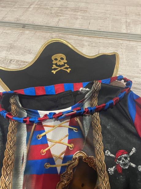 Kostým pirát, 