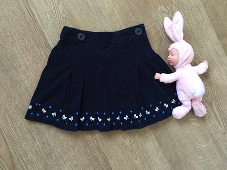 Dievčenská sukňa, 104