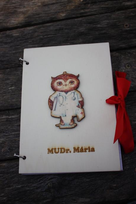 Drevenný zápisník, 