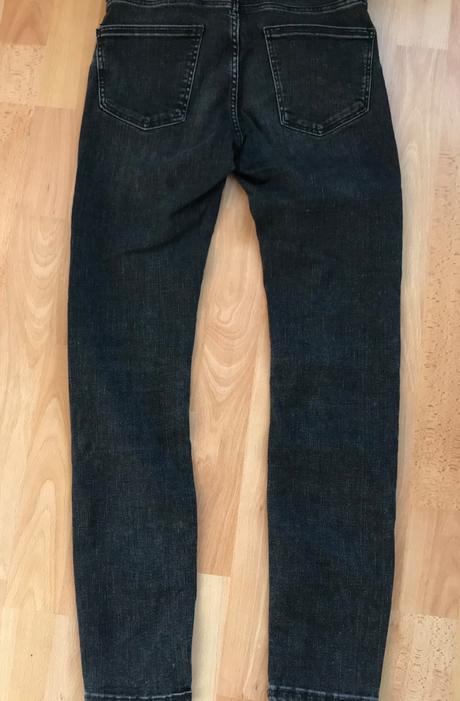 Cierne rifle, zara,134