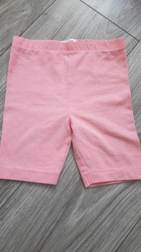 Šortky, f&f,92