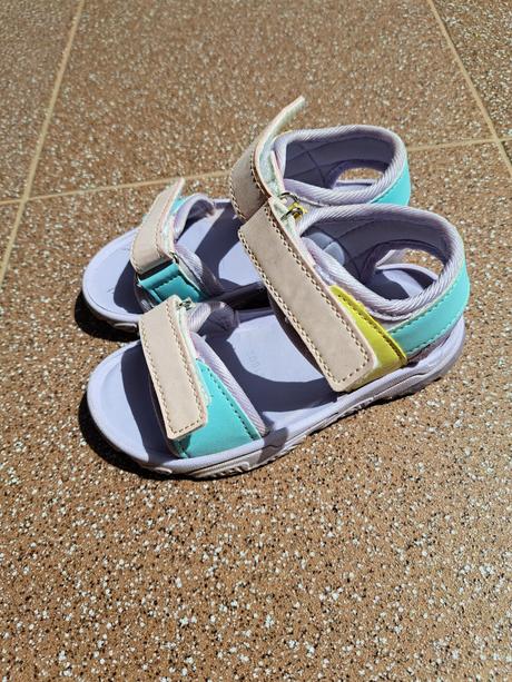 Blikajúce sandale, pepco,23