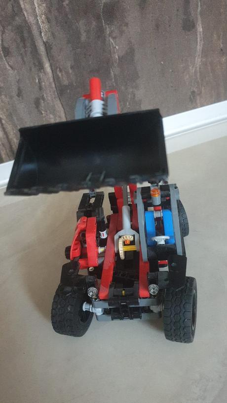 Lego technic 42061 - nakladač  top stav, 