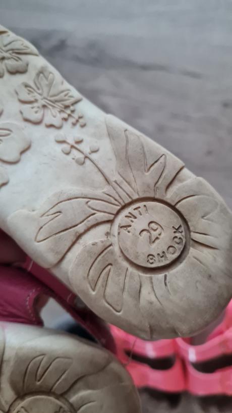 Topánky od 19-29, 24