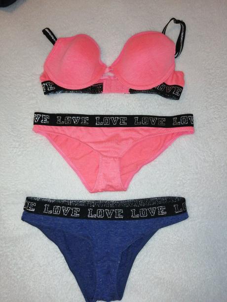 Supravicka slecnu xs, xs