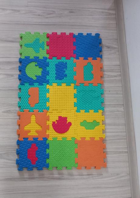 Penové puzzle na zem, 