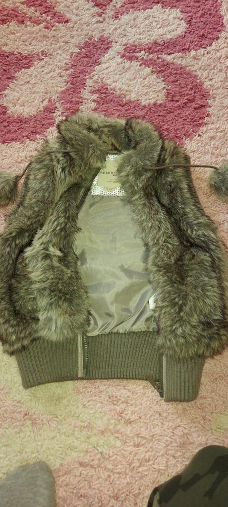 Chlpata vesta, reserved,122