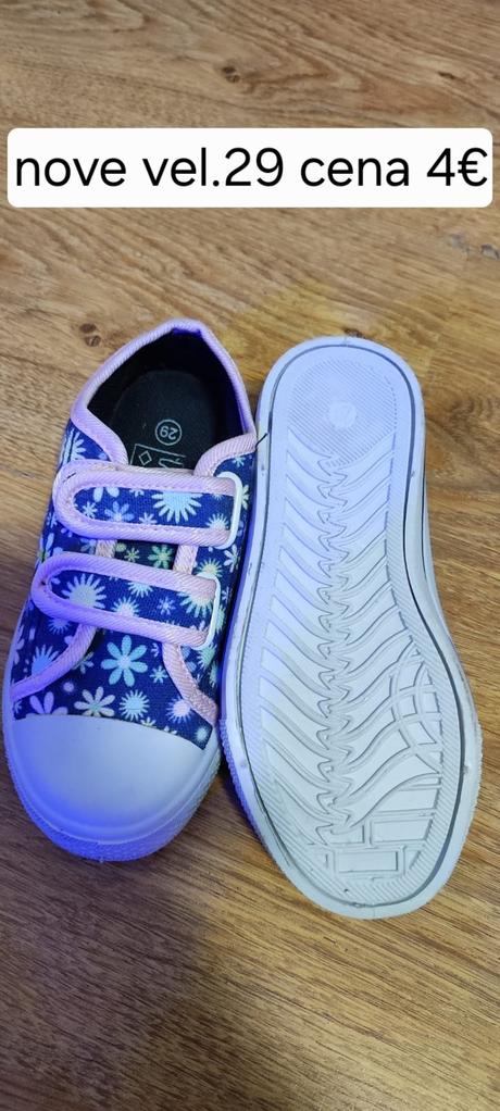Papuče platenky, 29