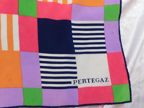 Pertegaz pekna luxusna šatka, l