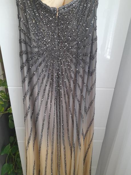 Spoločenské šaty, 40