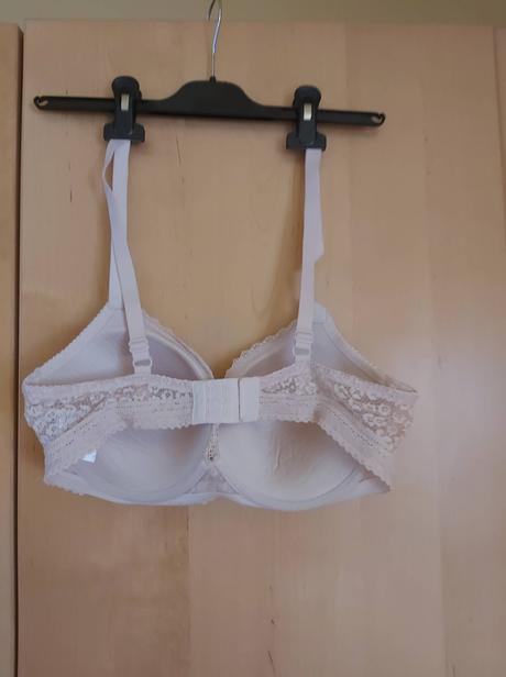Podprsenku 80d krémová, h&m,80d