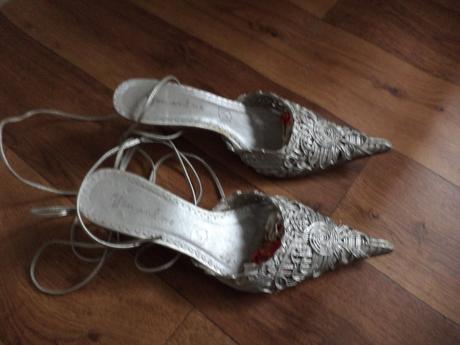 Damske strieborne sandalky, 37