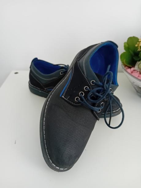 Spoločenské topanky, 33