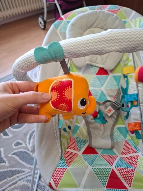 Vibrujúce kresielko bright stars, 