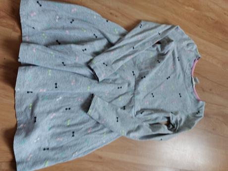 Balík veci 128 7- 8 rokov, 122–134