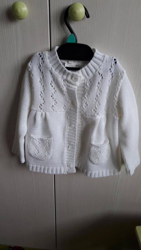 Biely svetrik, japitex,86