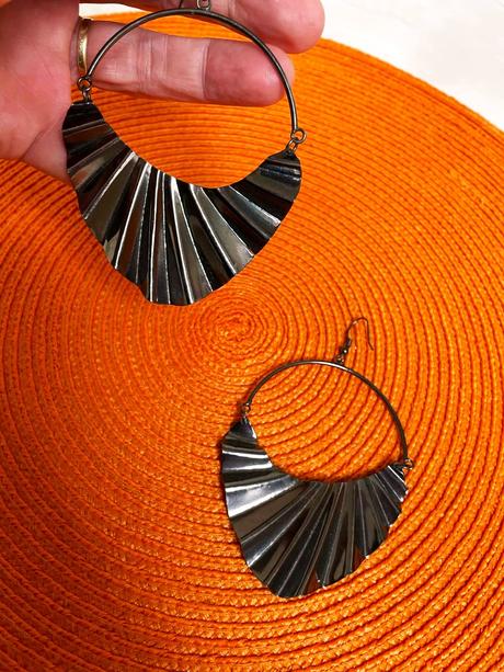 Extravagantné náušnice, 