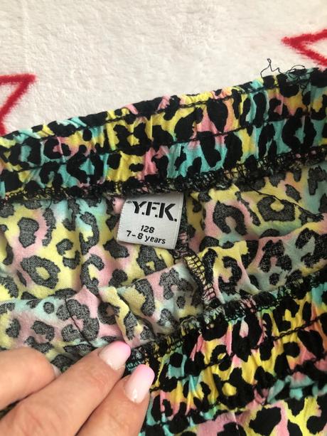 3ks kraťaskov top stav, f&f,134