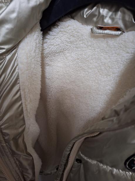 Predam zimnu bundu, 158