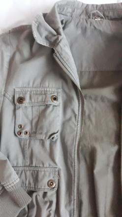 Béžová bunda pre chalana, 158