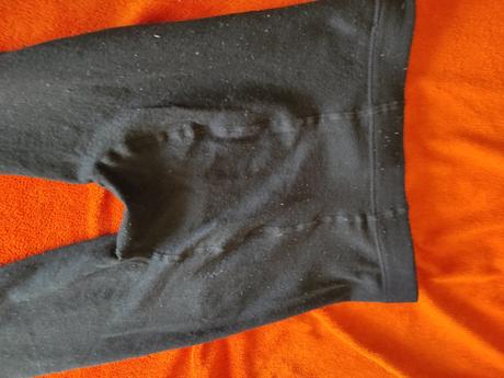 Hrubé čierne legíny, 44