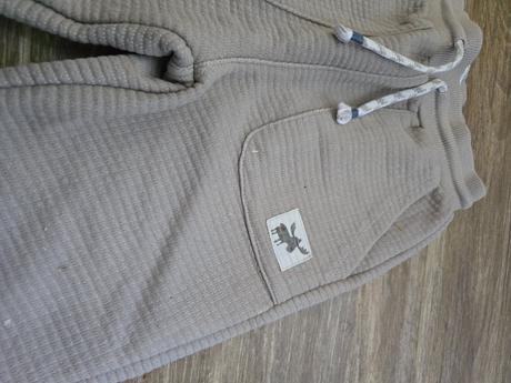 Tepláky č.104, reserved,104