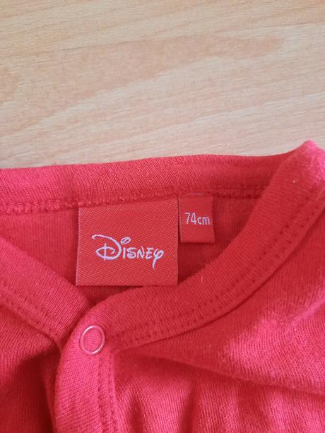 Vianočný overal, 74