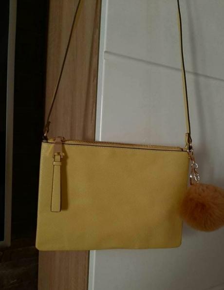 Kabelku kupovaný h&m, h&m