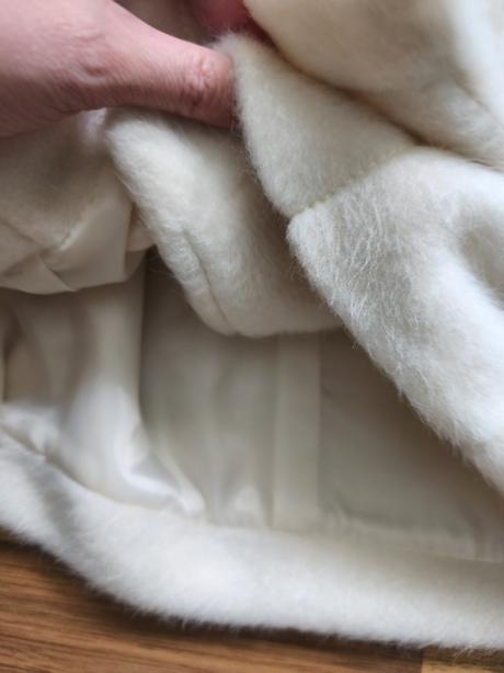 Krásny nadčasový kabát značky bella dame, 