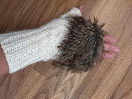 Rukavice s otvorenými prstami,