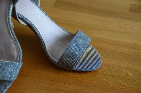 Strieborné sandálky, baťa,37