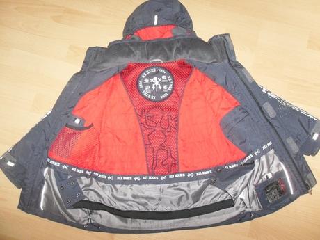 Zimna bundička- exes, 128