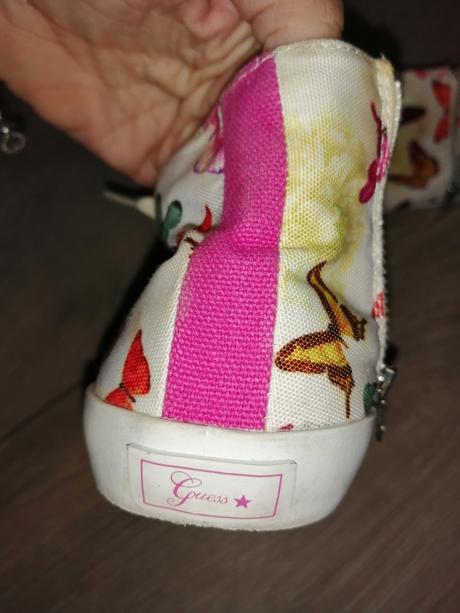 Plátenky guess, guess,31