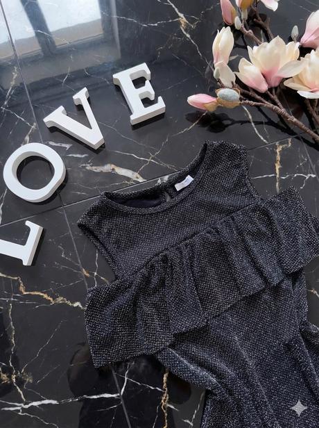 Trblietavé šaty, pretty girl,xs