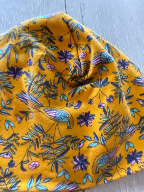 Krásna čiapočka s nákrčníkom, 92 / 98 / 104