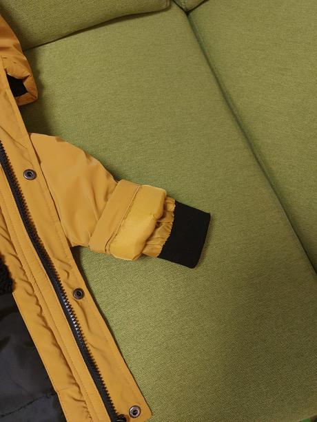 Zimna bunda, primark,92