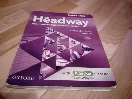 Študentská kniha new headway, 