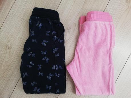 Modré tepláky s motýlikmi, h&m,122