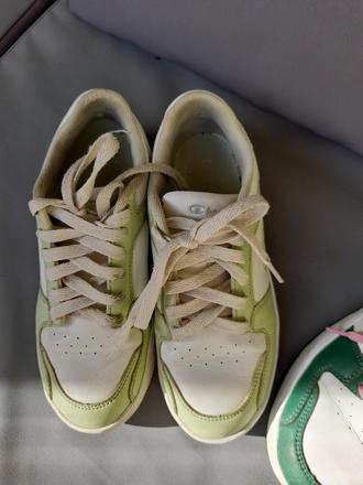 Tenisky, champion,36