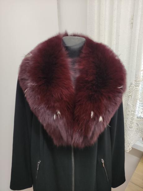 Pravá bordová kozusinka, golier.,