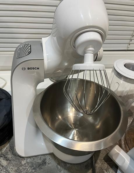 Bosch mum 54240 kuchynský robot málo použitý, bosch