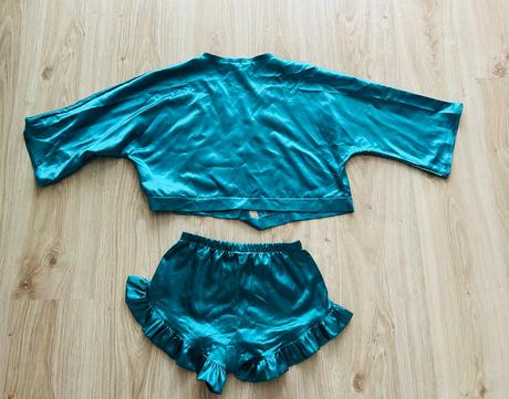 Luxusný pyžamový komplet bruuu, pc 85 eur, s