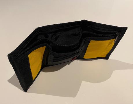 Peňaženka, quiksilver